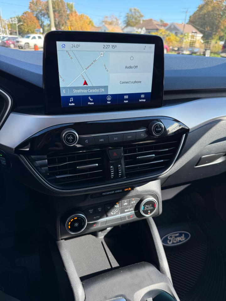 2020 Ford Escape SE - Photo #11