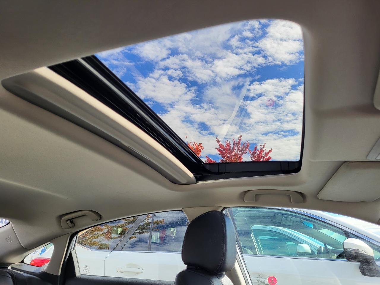 2018 Honda Civic Touring Photo