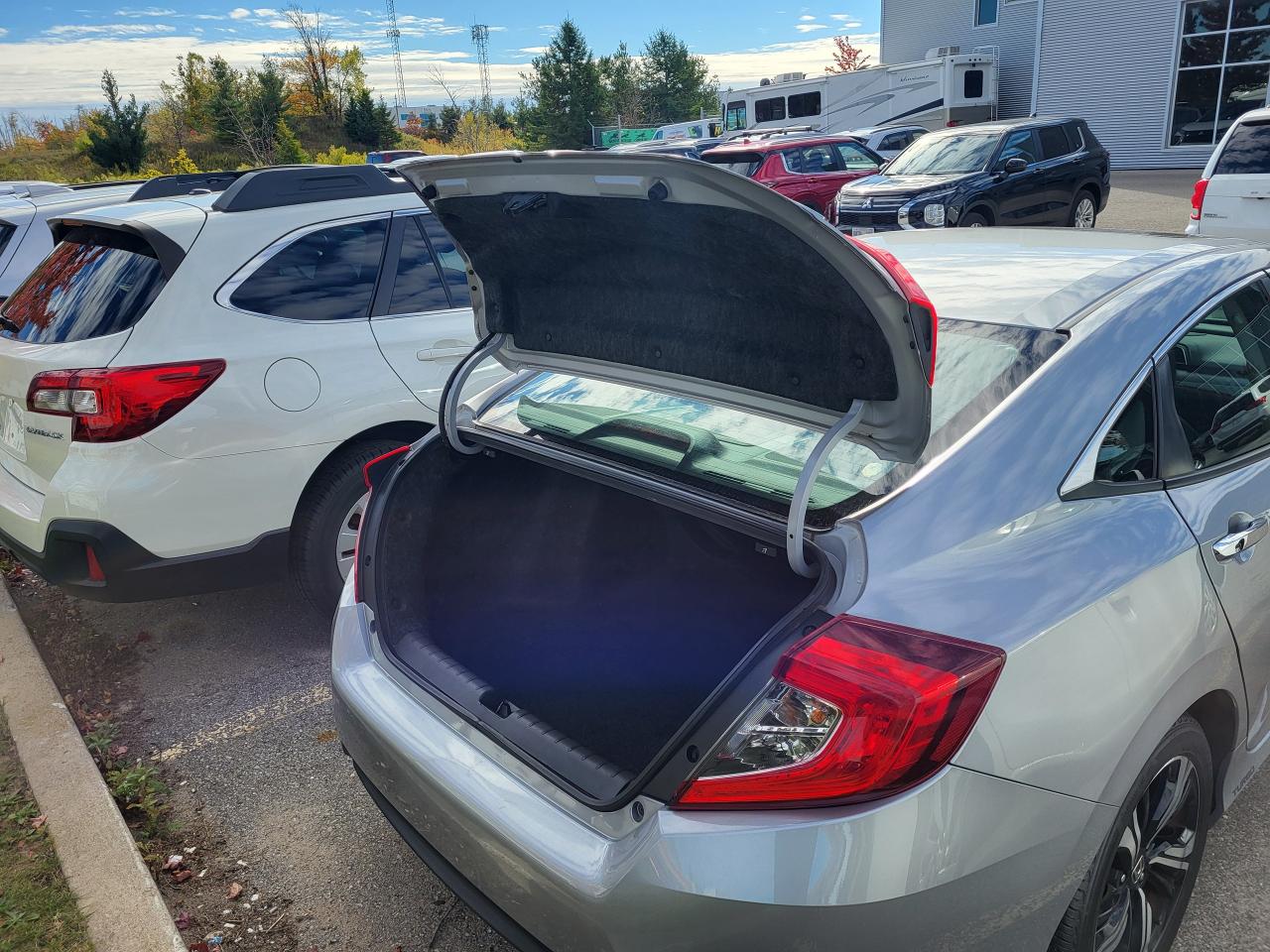 2018 Honda Civic Touring Photo