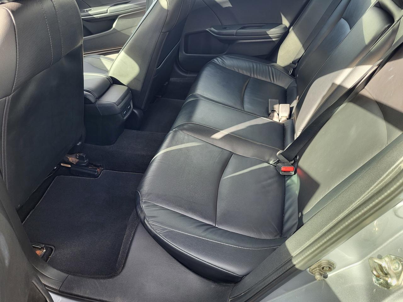 2018 Honda Civic Touring Photo