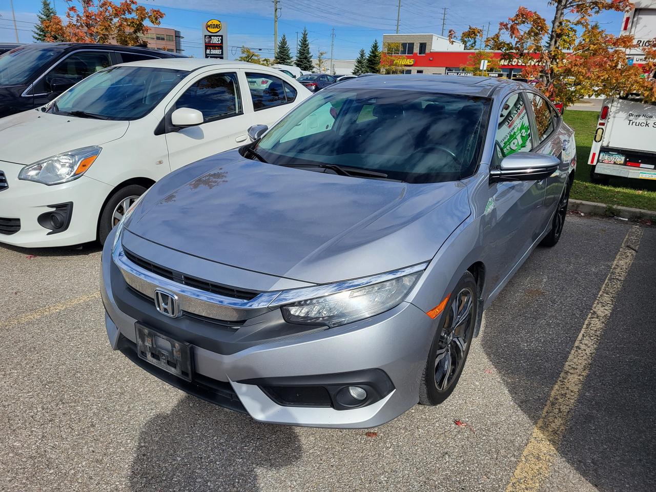 2018 Honda Civic Touring Photo0