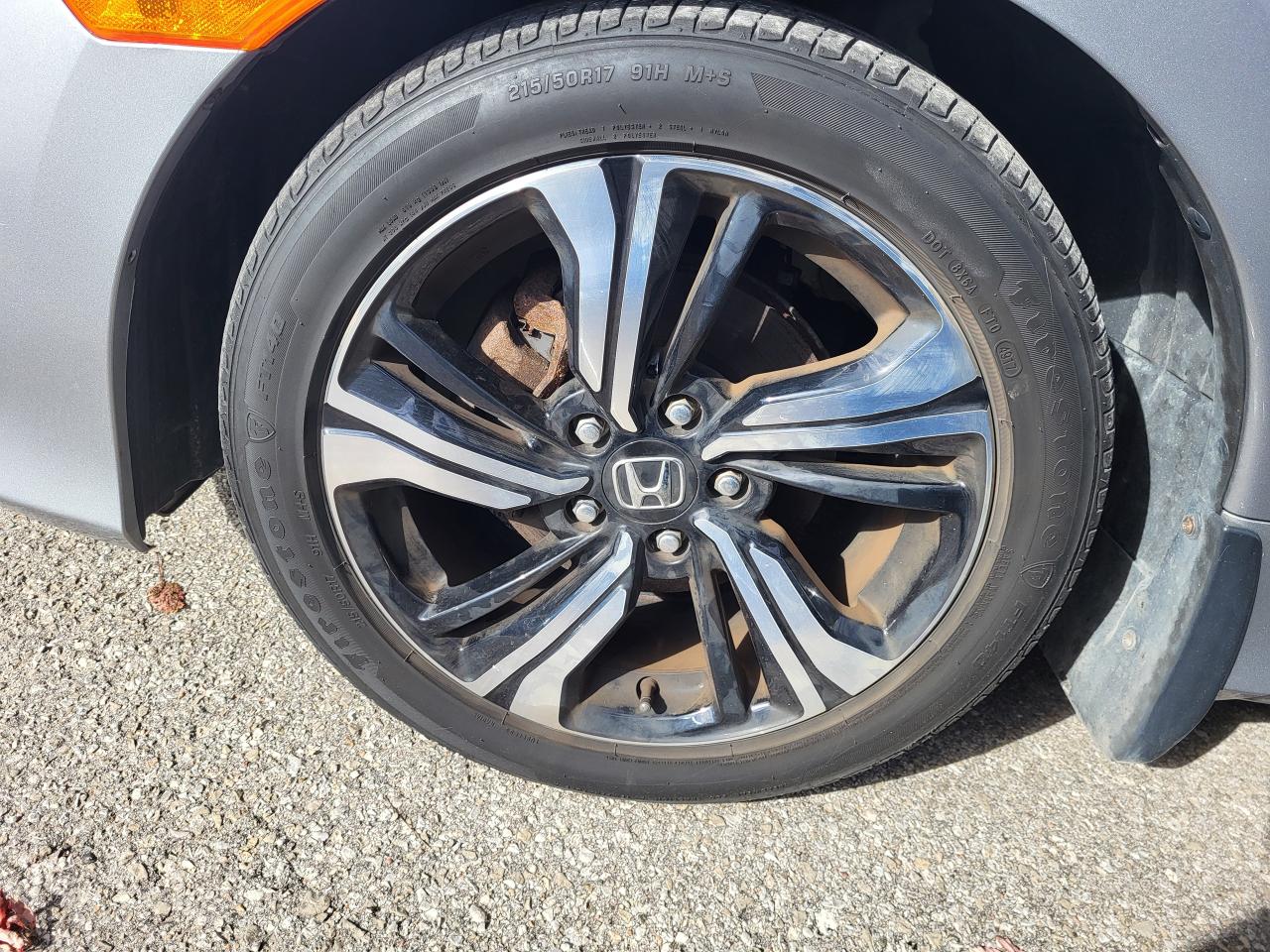 2018 Honda Civic Touring Photo