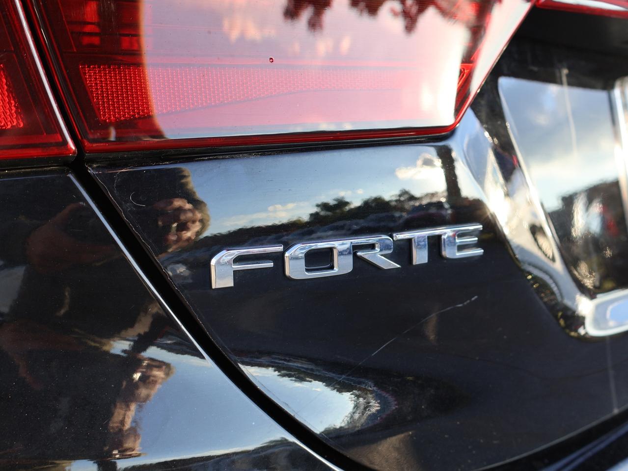 2021 Kia Forte LX CERTIFIED *1 OWNER* CAMERA BLUETOOTH HEATED SEATS CRUISE Photo