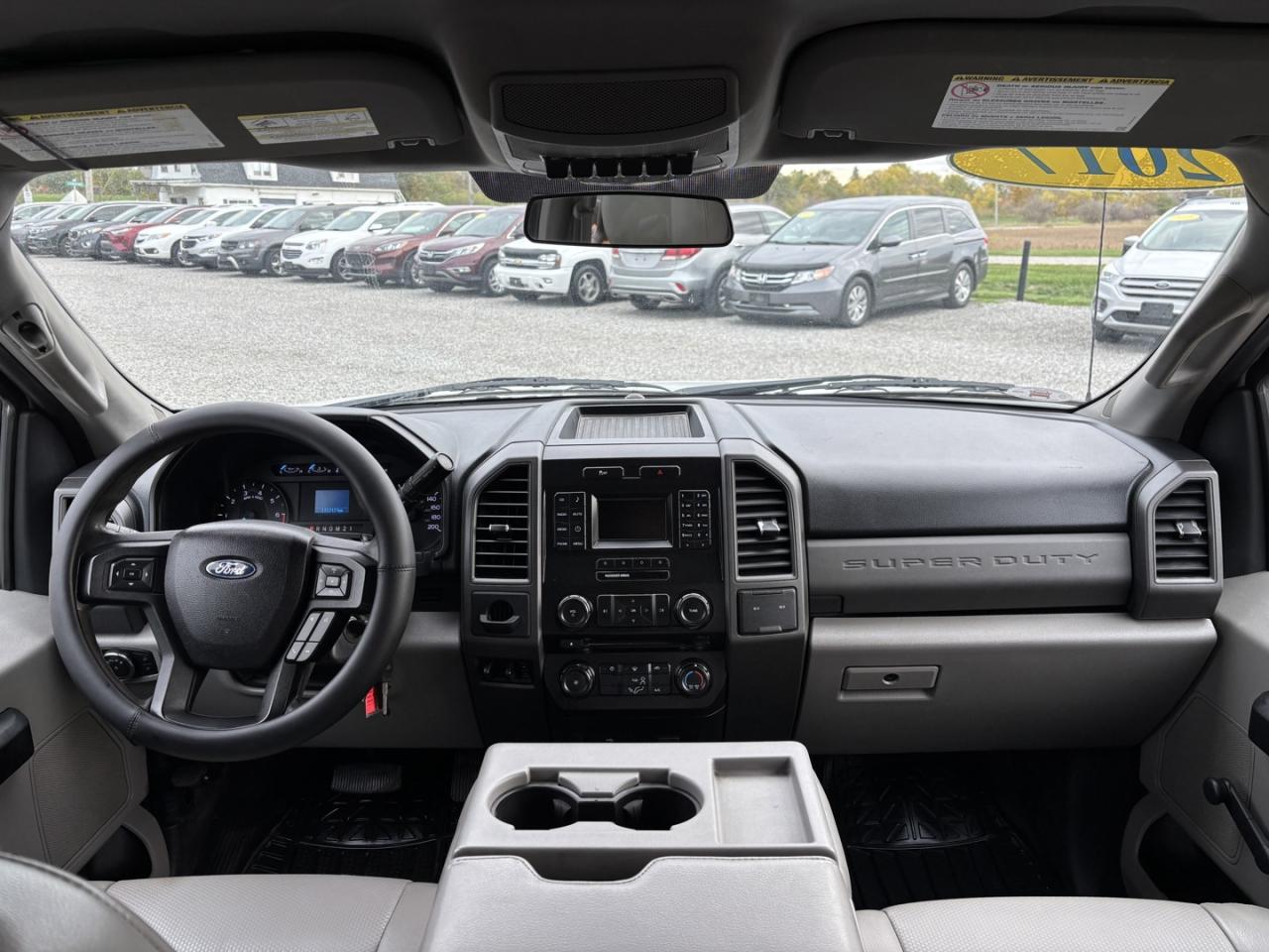 2017 Ford F-350 SD Crew Cab Dumptruck DRW 2WD Photo