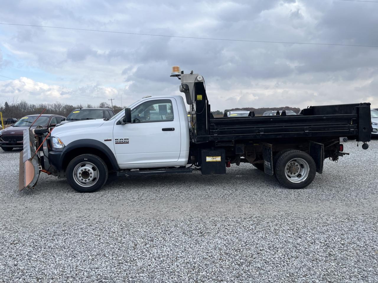 2016 RAM 5500 Tradesman ~CERTIFIED & YELLOW STICKERED~ Photo