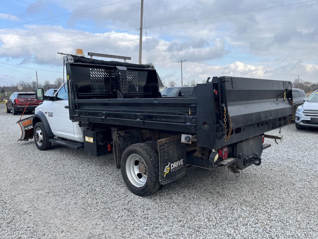 2016 RAM 5500 Tradesman ~CERTIFIED & YELLOW STICKERED~ Photo3