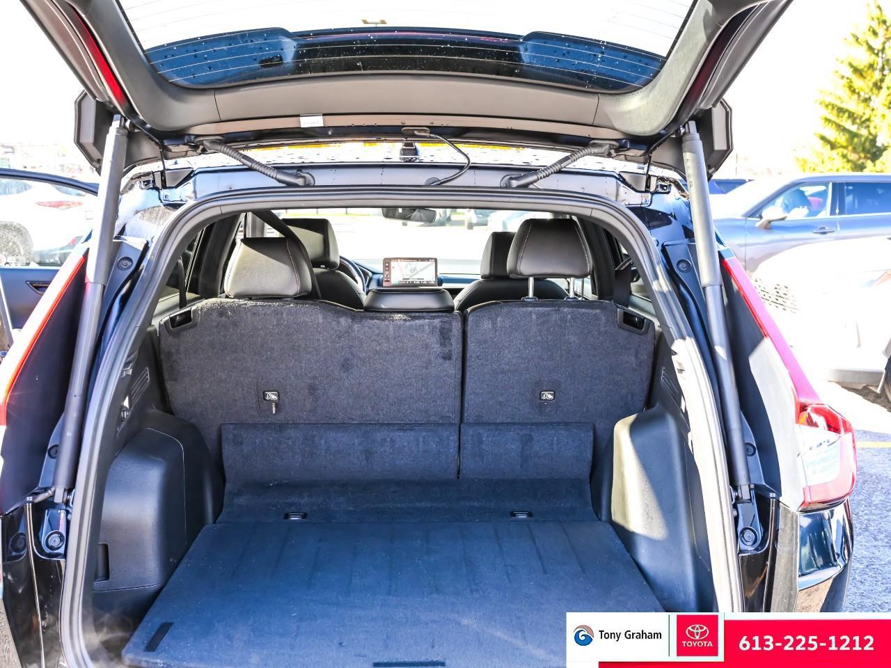 2023 Honda CR-V Hybrid Touring Photo