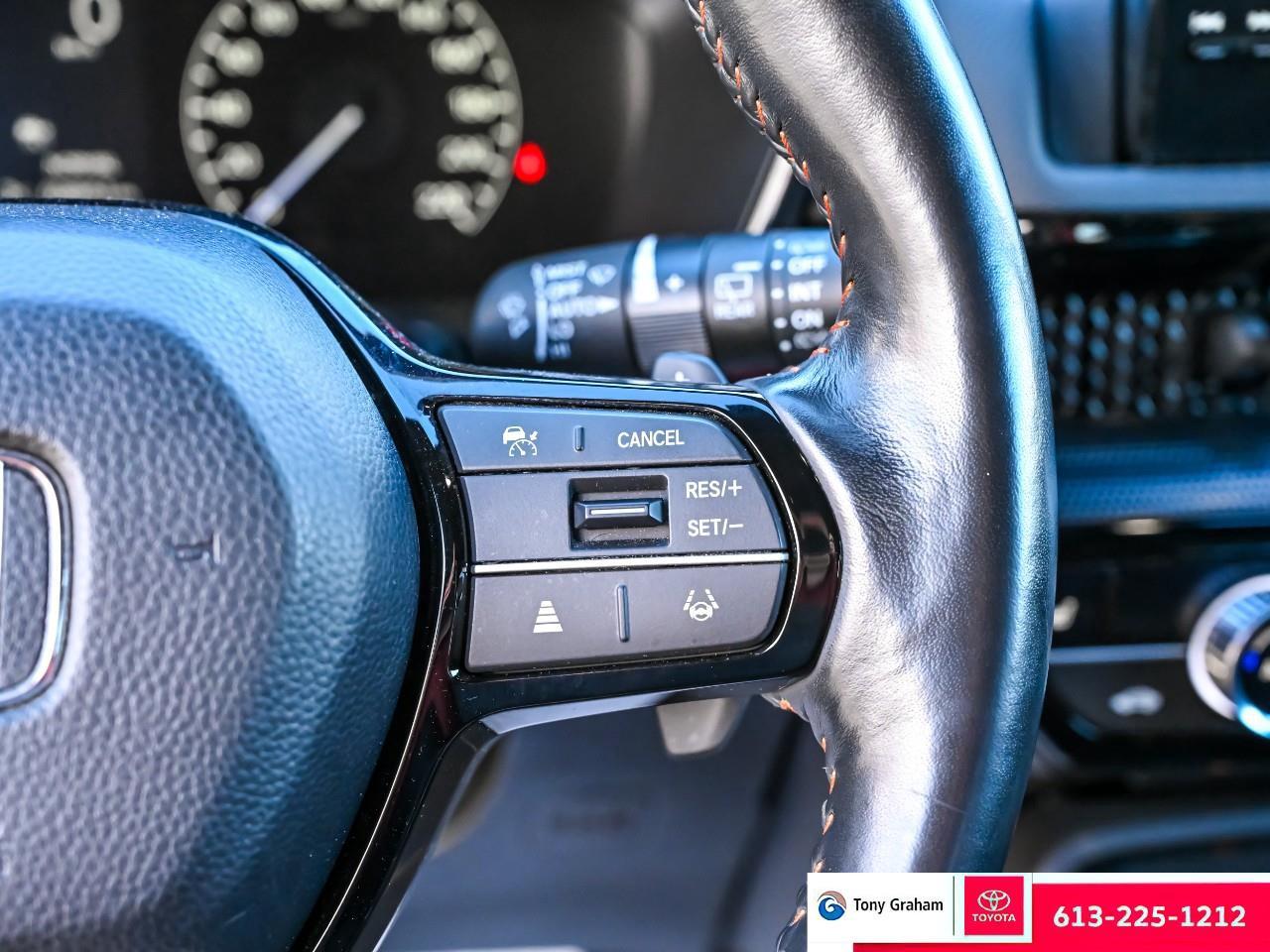 2023 Honda CR-V Hybrid Touring Photo