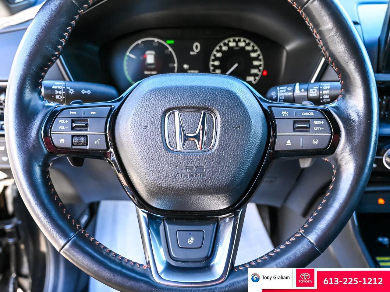 2023 Honda CR-V Hybrid Touring Photo