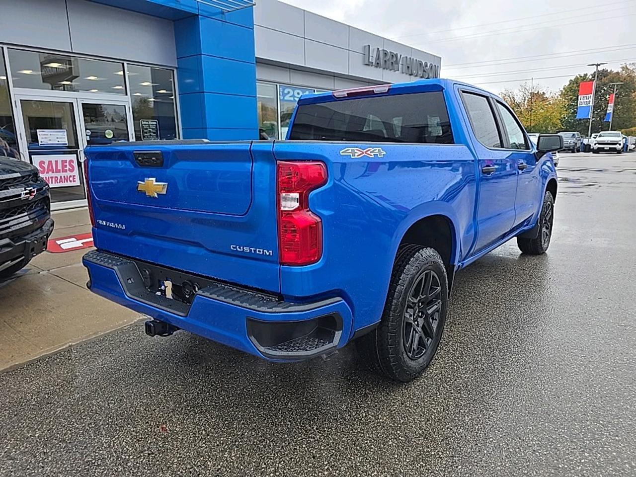 2026 Chevrolet Silverado 1500 Custom *Used Dealer Demo* Photo