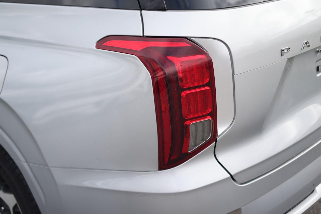 2022 Hyundai PALISADE Ultimate Calligraphy 7-Passenger AWD Photo