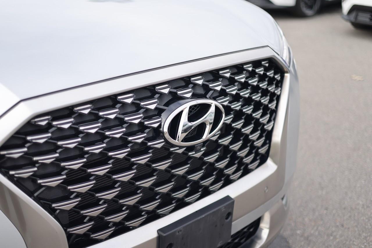 2022 Hyundai PALISADE Ultimate Calligraphy 7-Passenger AWD Photo