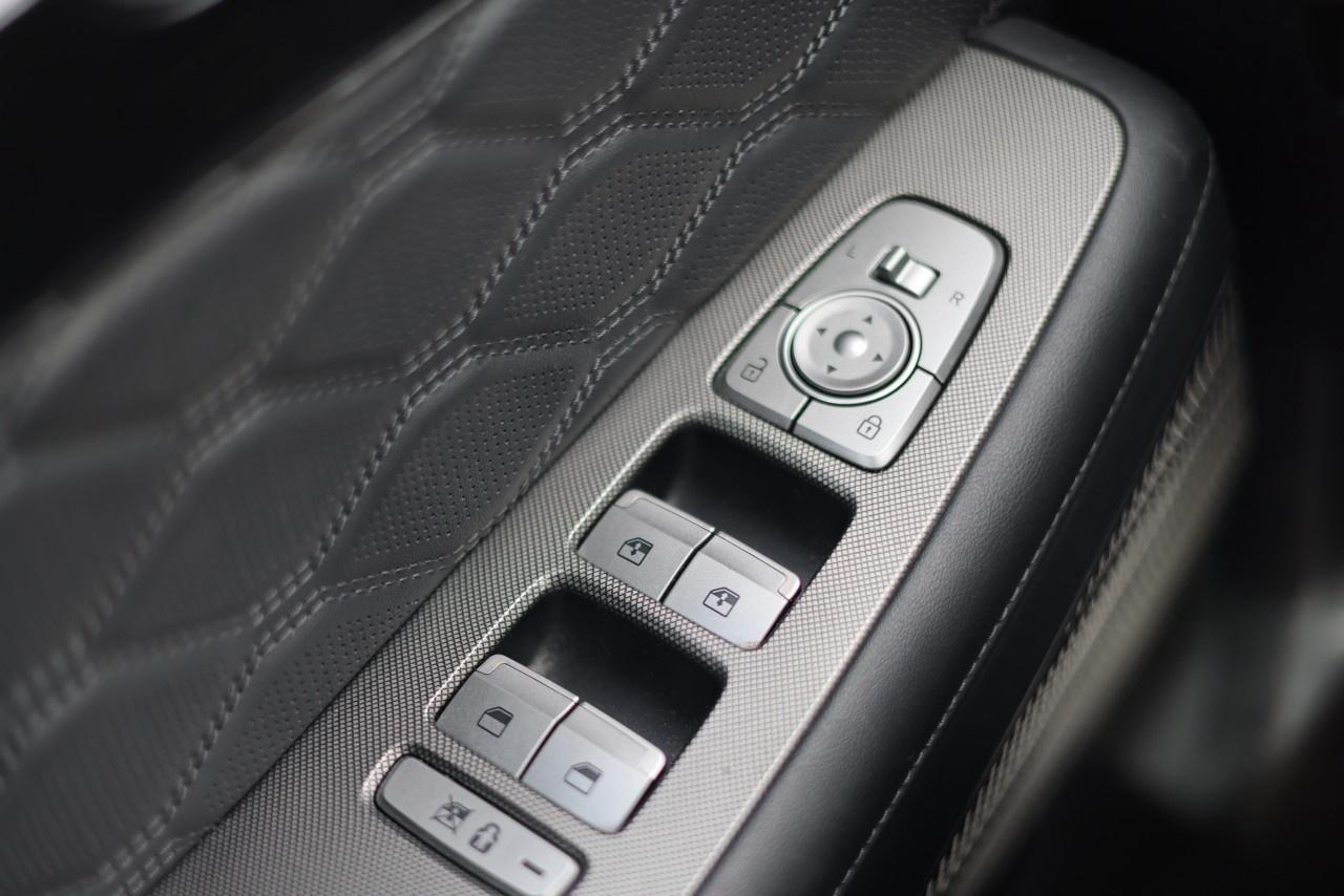 2022 Hyundai PALISADE Ultimate Calligraphy 7-Passenger AWD Photo