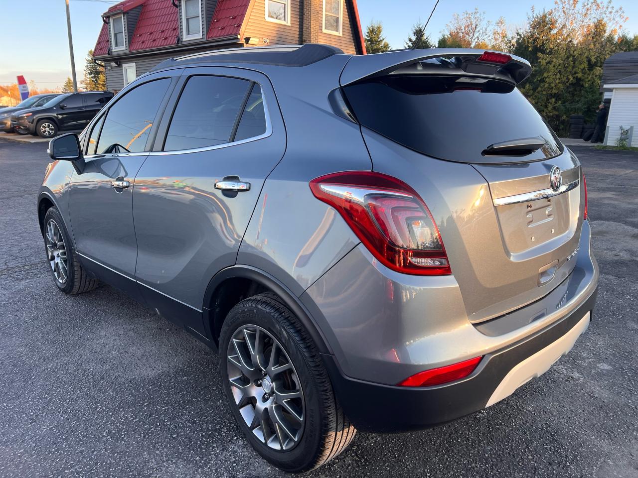 2019 Buick Encore Sport Touring Photo5
