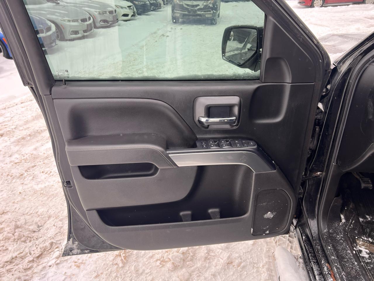 2017 Chevrolet Silverado 1500 LT Photo