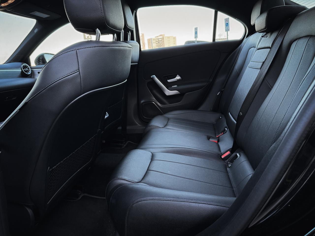 2022 Mercedes-Benz A-Class A 220 4MATIC Sedan | NO ACCIDENT | CLEAN CARFAX | - Photo #9