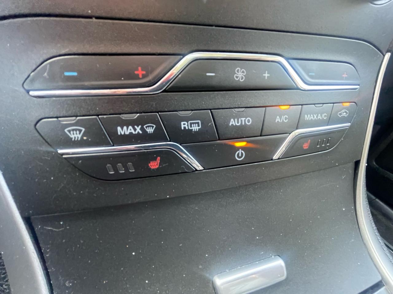2015 Ford Edge SEL - Photo #19