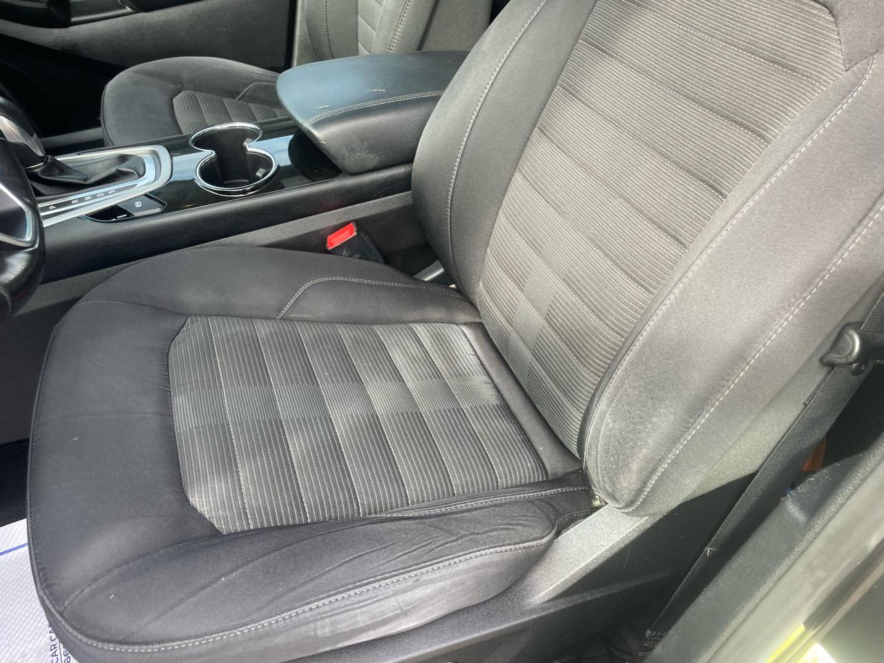 2015 Ford Edge SEL - Photo #10