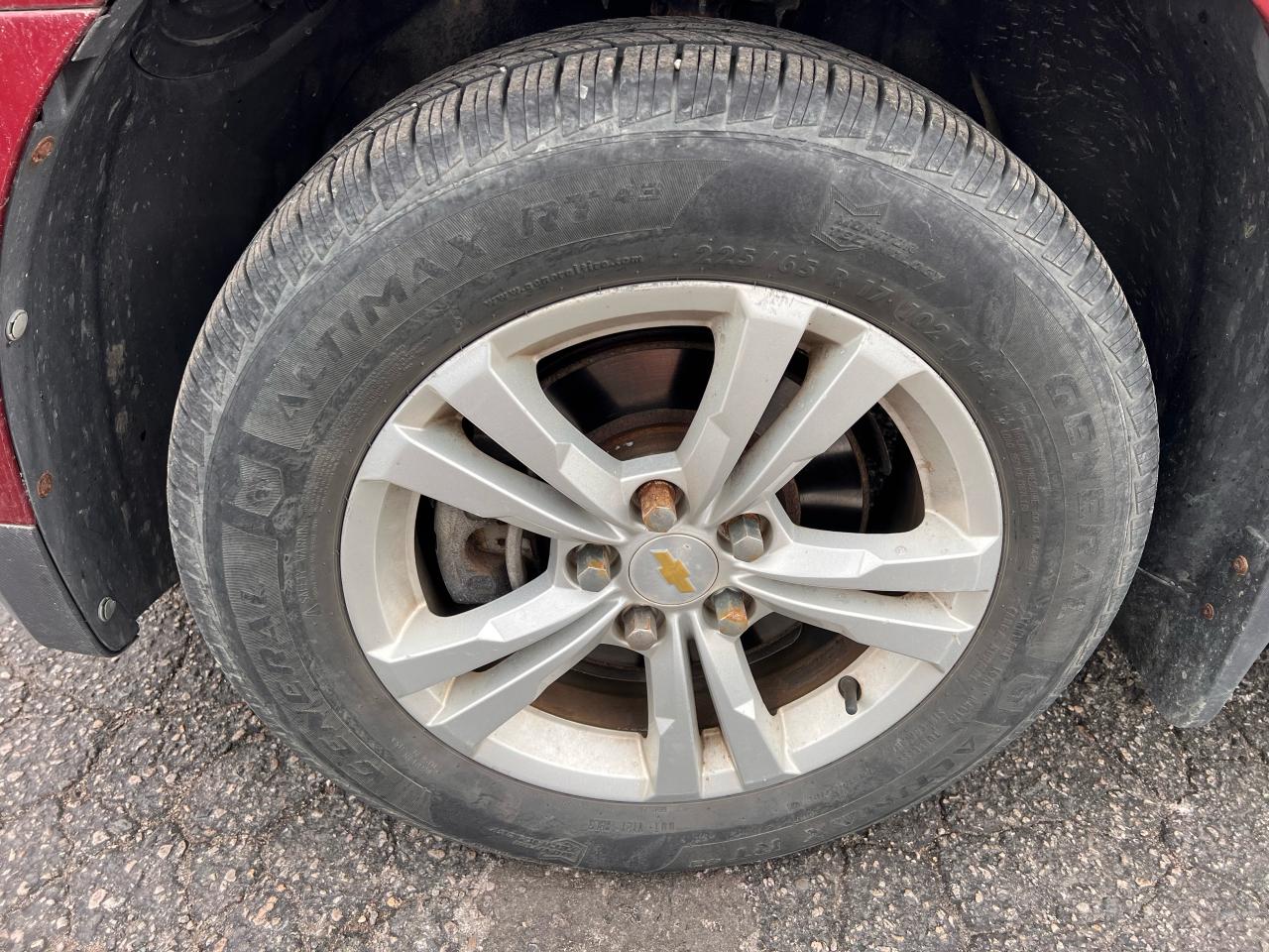2011 Chevrolet Equinox 1LT Photo38