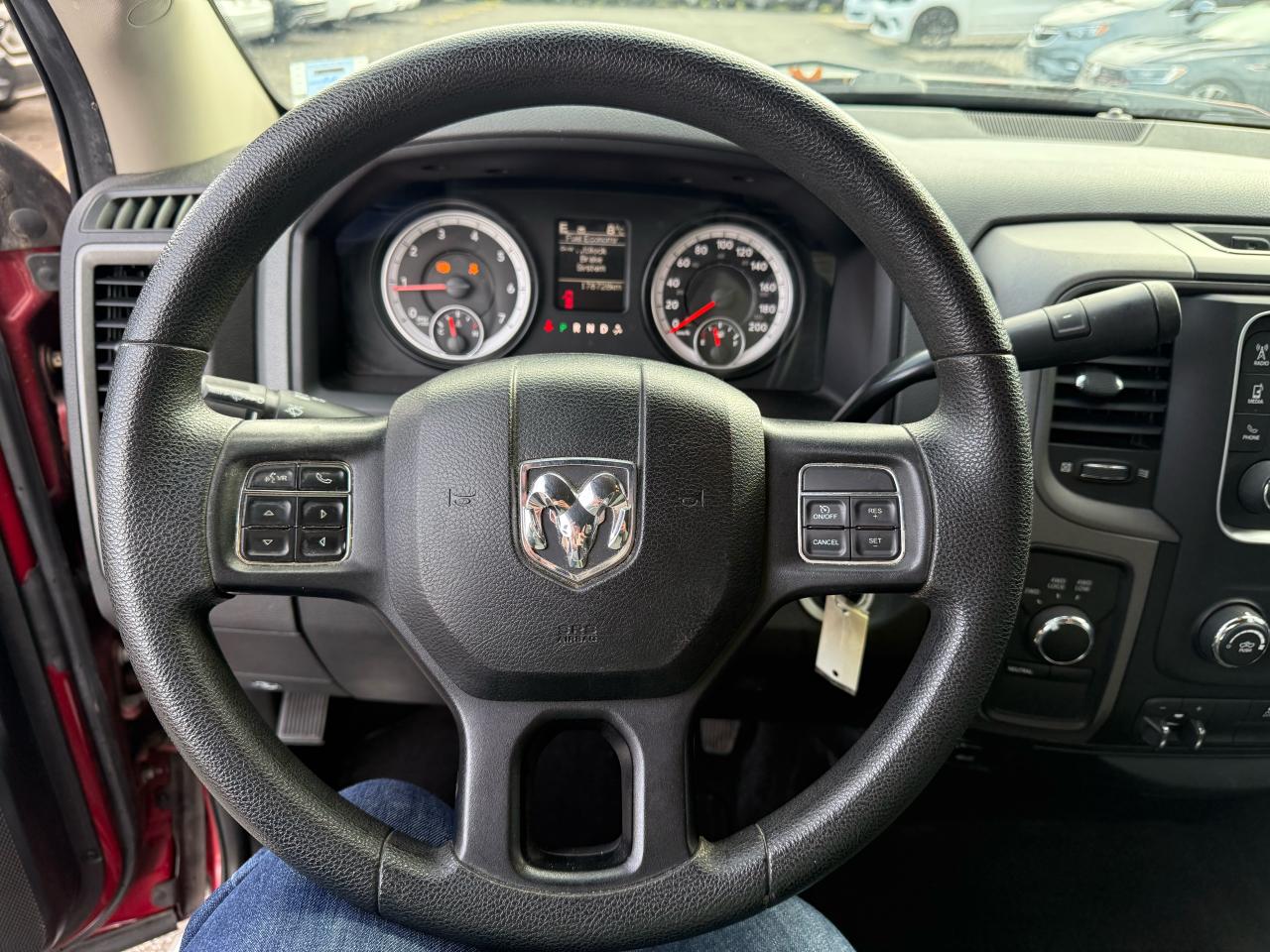 2014 RAM 1500 ST CREWCAB 5.7L HEMI Photo17