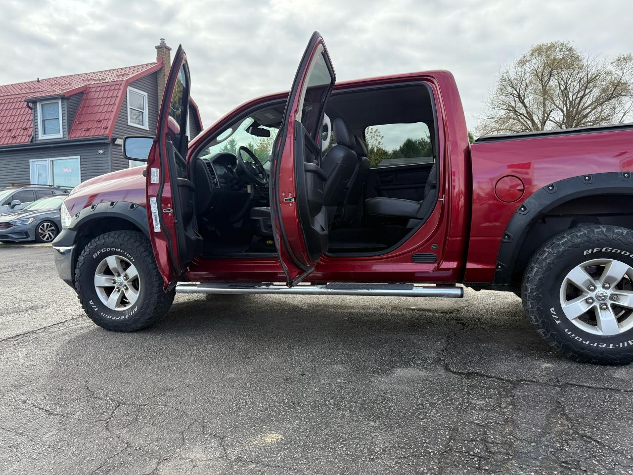 2014 RAM 1500 ST CREWCAB 5.7L HEMI Photo35