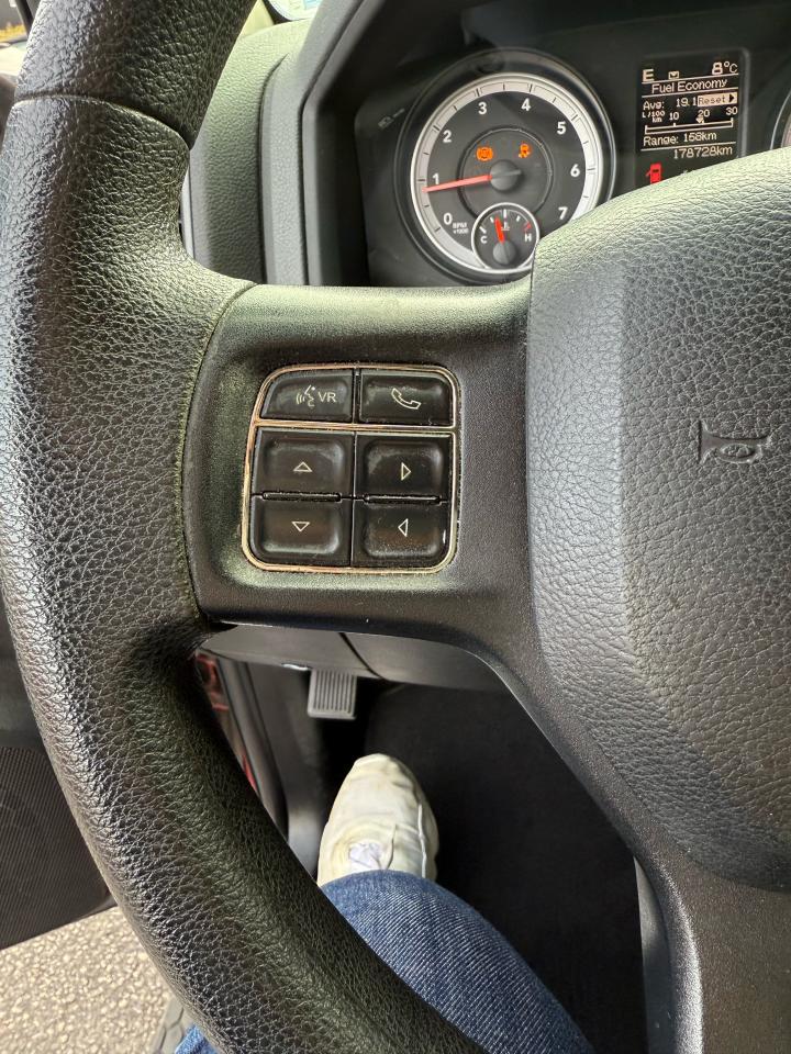 2014 RAM 1500 ST CREWCAB 5.7L HEMI Photo43