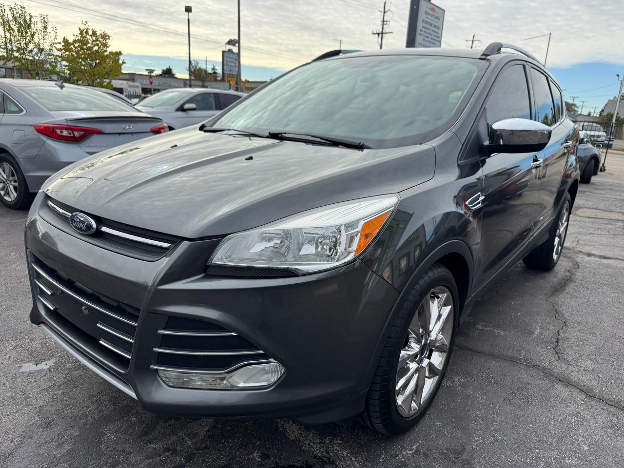 2016 Ford Escape SE FWD | CERTIFIED | NO ACCIDENTS - Photo #4