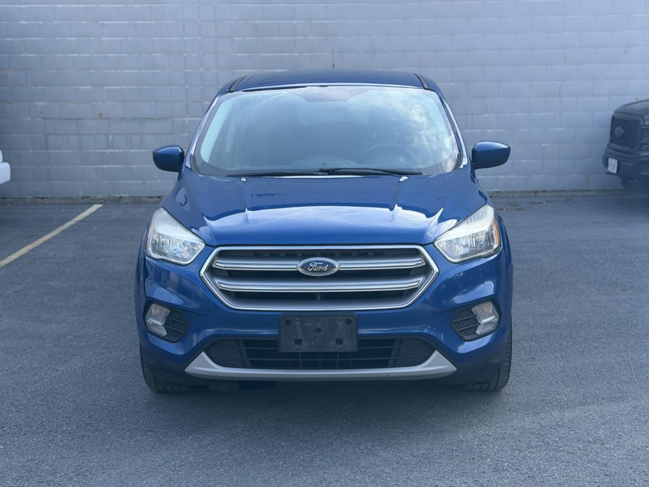 2017 Ford Escape SE FWD - Photo #2