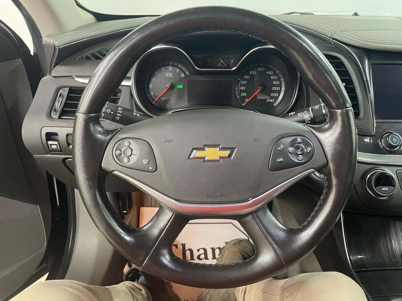 2019 Chevrolet Impala LT Photo35