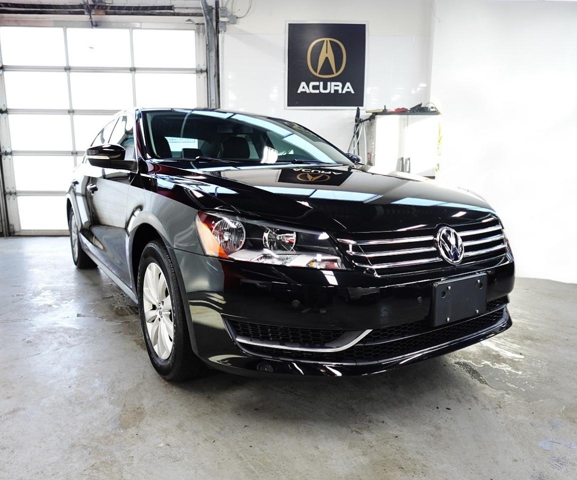 2014 Volkswagen Passat TRENDLINE, VERY LOW KM ,ONE OWNER ,MUST SEE