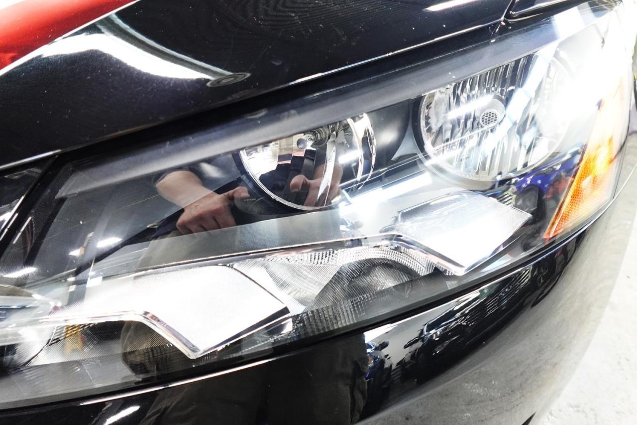 2014 Volkswagen Passat TRENDLINE, VERY LOW KM ,ONE OWNER ,MUST SEE - Photo #11