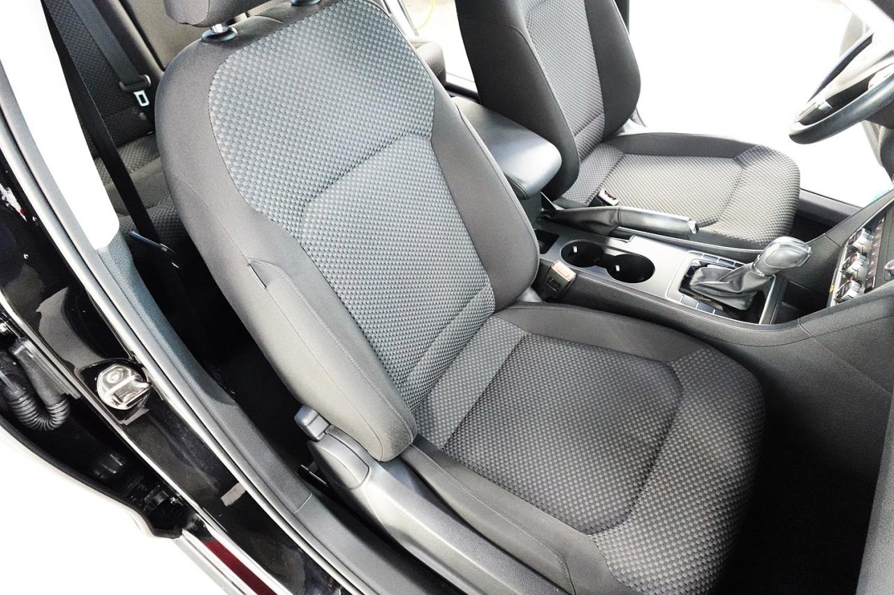 2014 Volkswagen Passat TRENDLINE, VERY LOW KM ,ONE OWNER ,MUST SEE - Photo #19