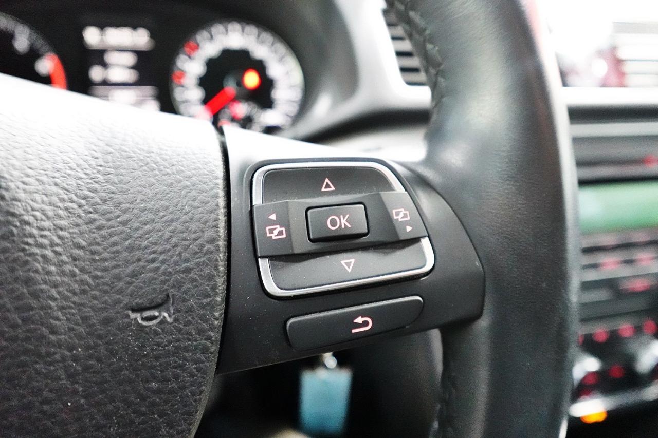 2014 Volkswagen Passat TRENDLINE, VERY LOW KM ,ONE OWNER ,MUST SEE - Photo #27