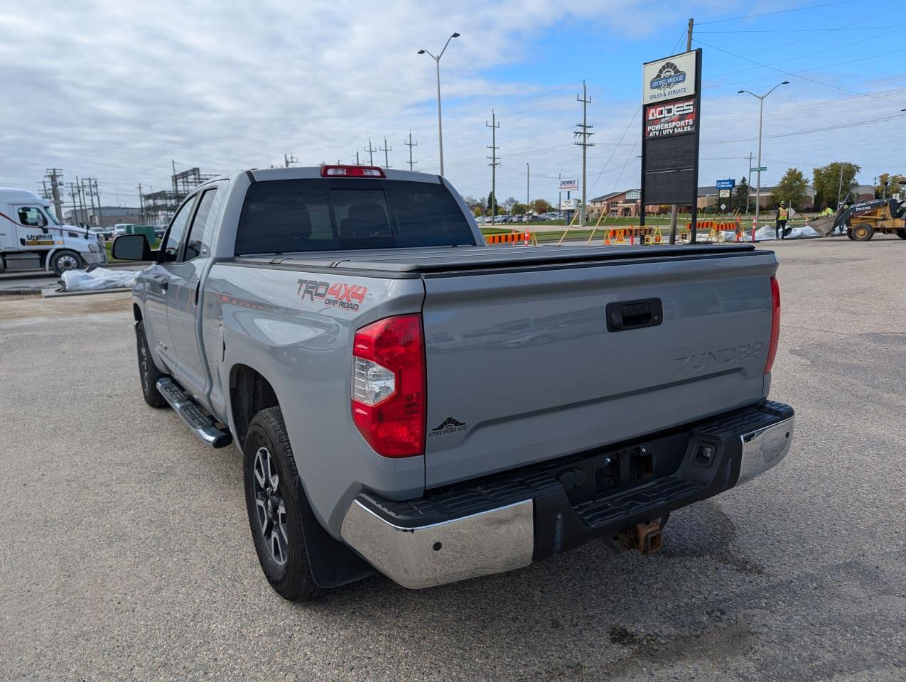 2018 Toyota Tundra SR5 Plus | TRD OFFROAD | HEATED SEATS - Photo #5