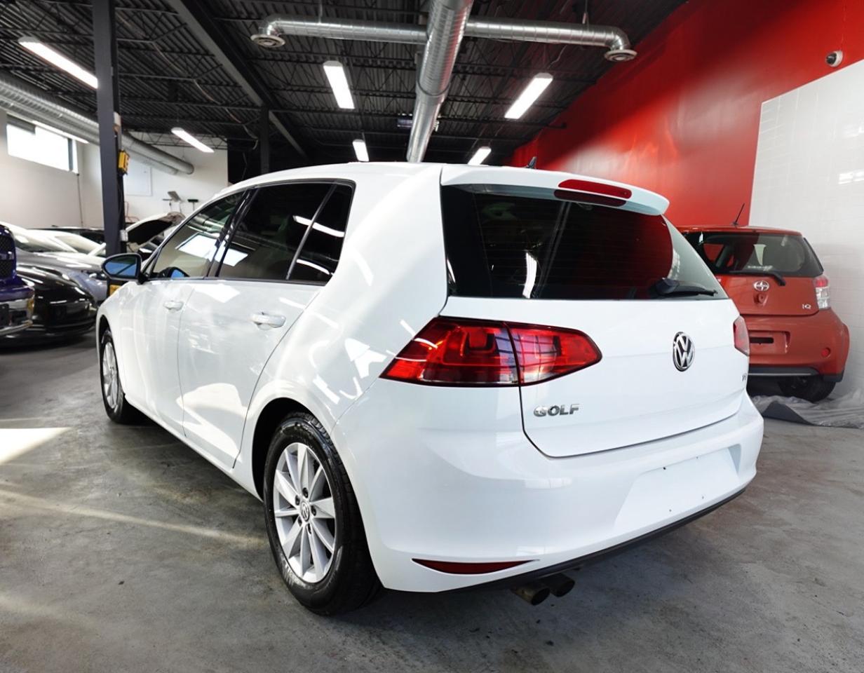 2016 Volkswagen Golf Trendline LOW KM,NO ACCIDENT,SERVICE RECORDS Photo3