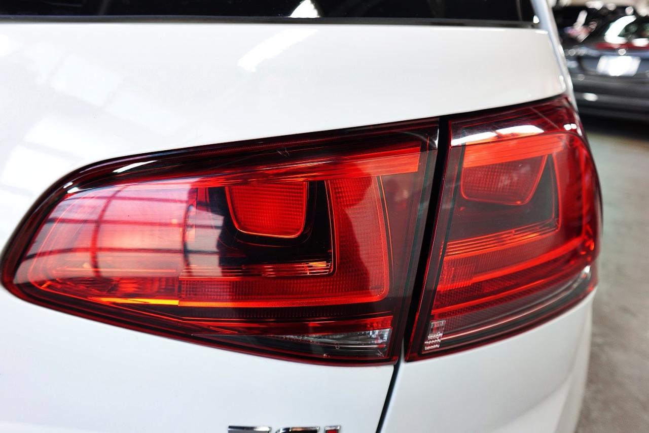 2016 Volkswagen Golf Trendline LOW KM,NO ACCIDENT,SERVICE RECORDS - Photo #9