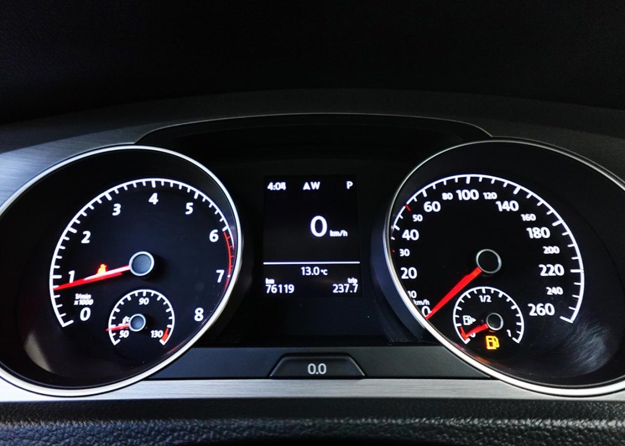 2016 Volkswagen Golf Trendline LOW KM,NO ACCIDENT,SERVICE RECORDS - Photo #26