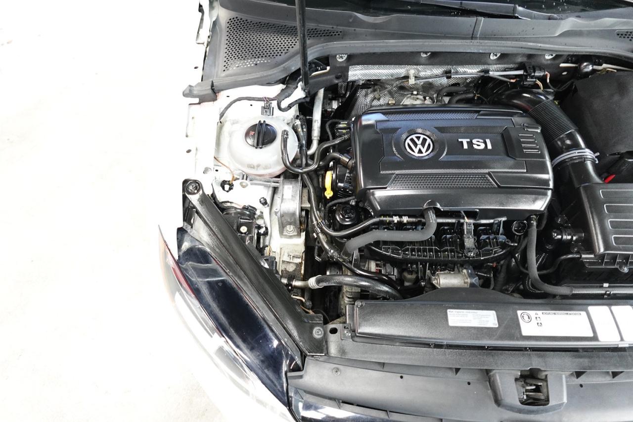 2016 Volkswagen Golf Trendline LOW KM,NO ACCIDENT,SERVICE RECORDS - Photo #31