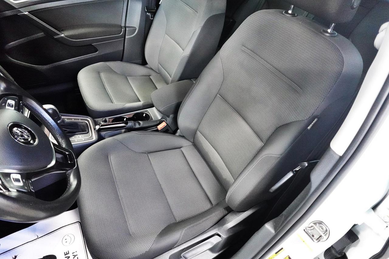 2016 Volkswagen Golf Trendline LOW KM,NO ACCIDENT,SERVICE RECORDS - Photo #16