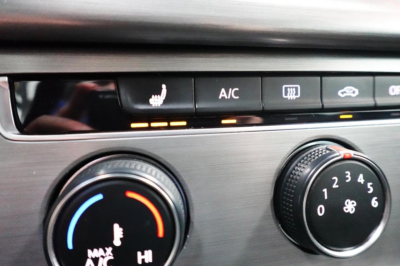 2016 Volkswagen Golf Trendline LOW KM,NO ACCIDENT,SERVICE RECORDS - Photo #24