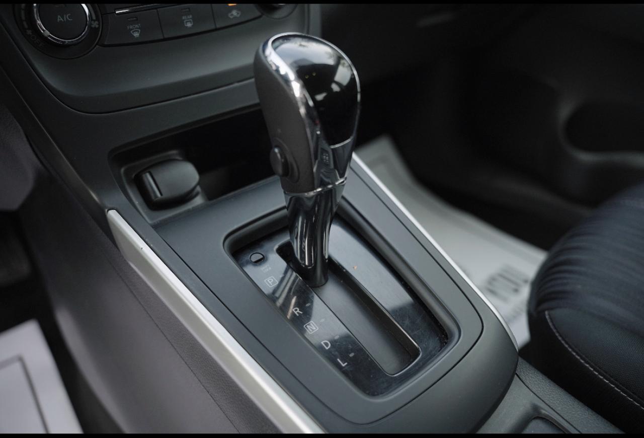 2017 Nissan Sentra SV - Photo #15