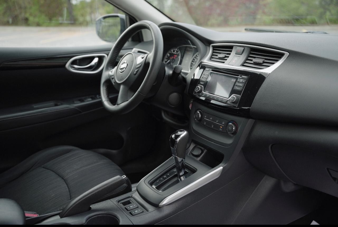 2017 Nissan Sentra SV - Photo #13