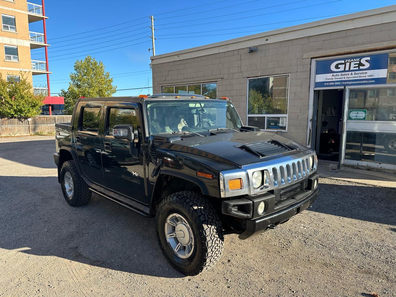 2005 Hummer H2 SUT - Photo #3