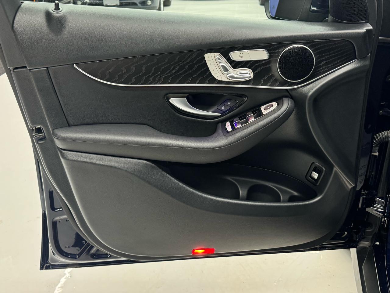 2020 Mercedes-Benz GLC 300 NAV|360CAM|FCW|BSM|AMBIENT LIGHT| - Photo #6