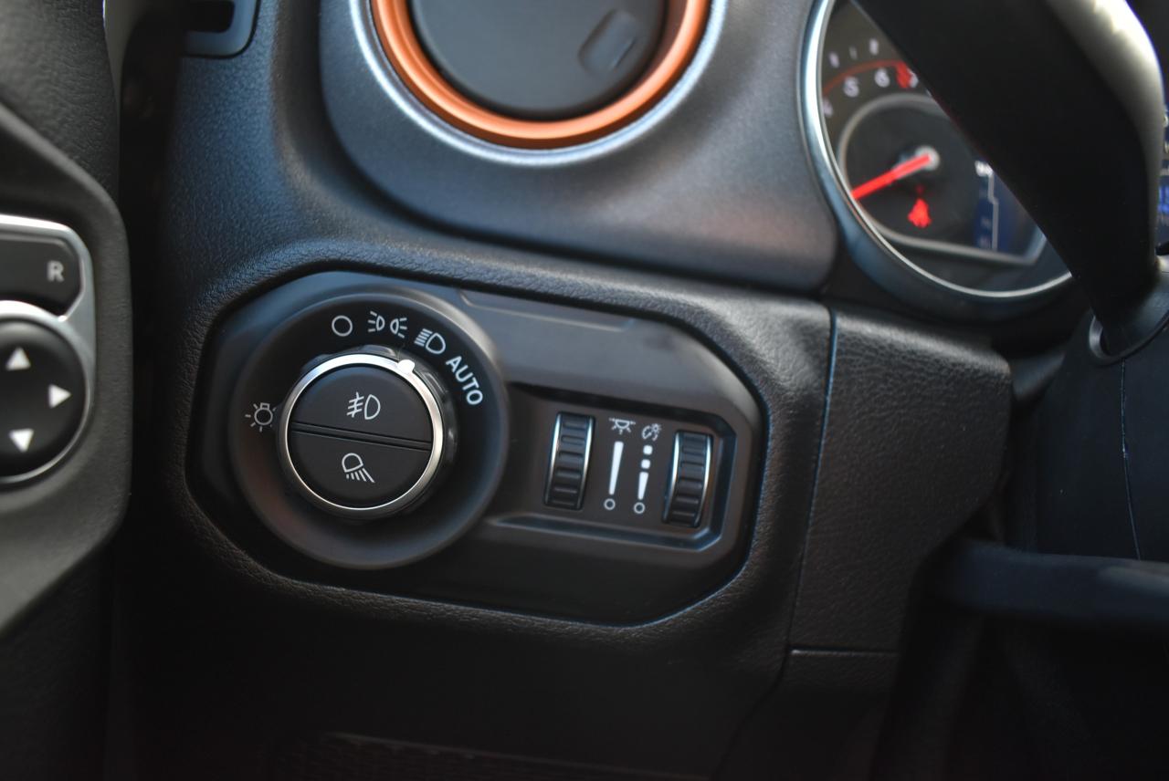 2021 Jeep Gladiator Mojave - Photo #38