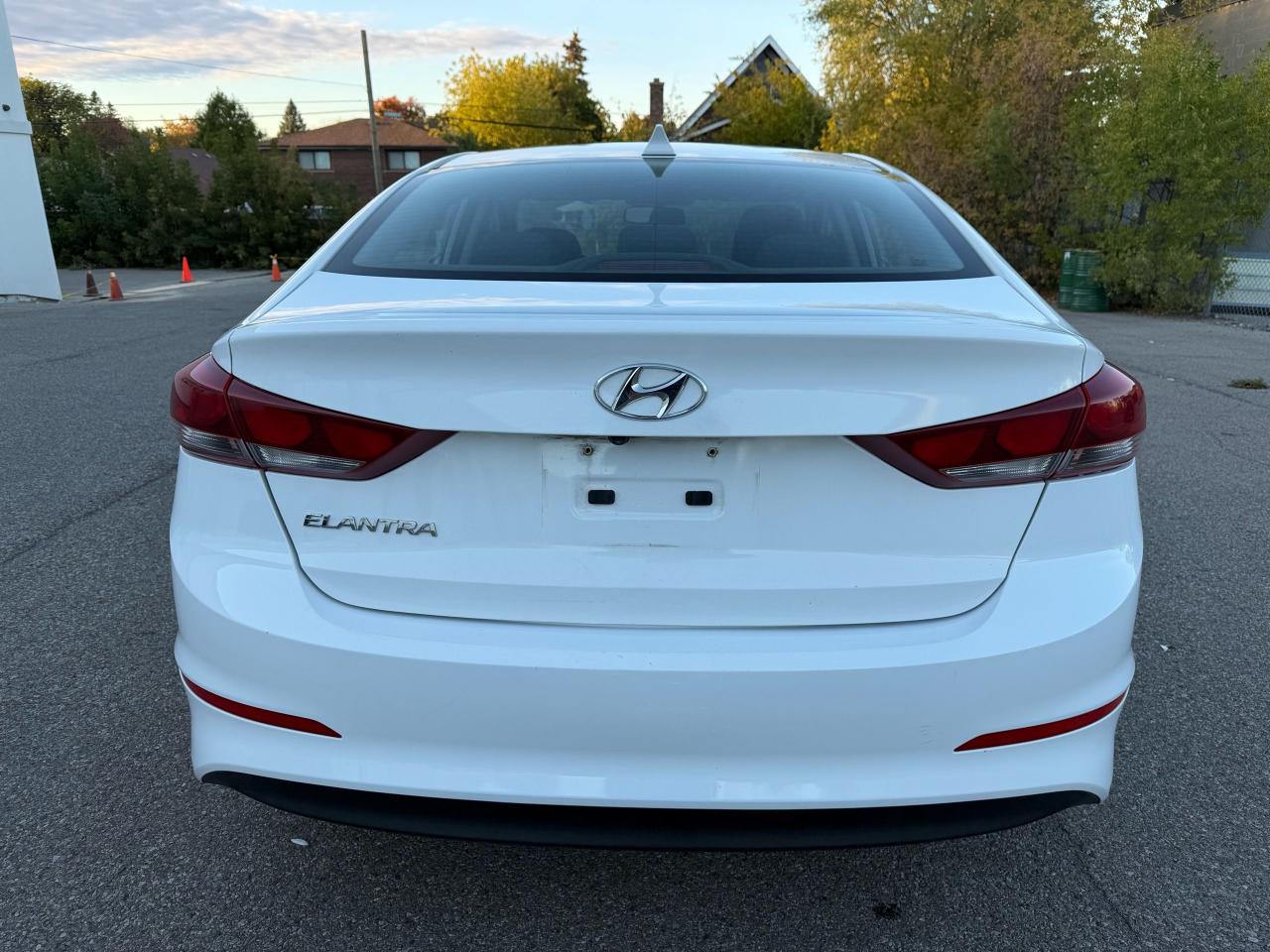 2018 Hyundai Elantra GL SE - Photo #6