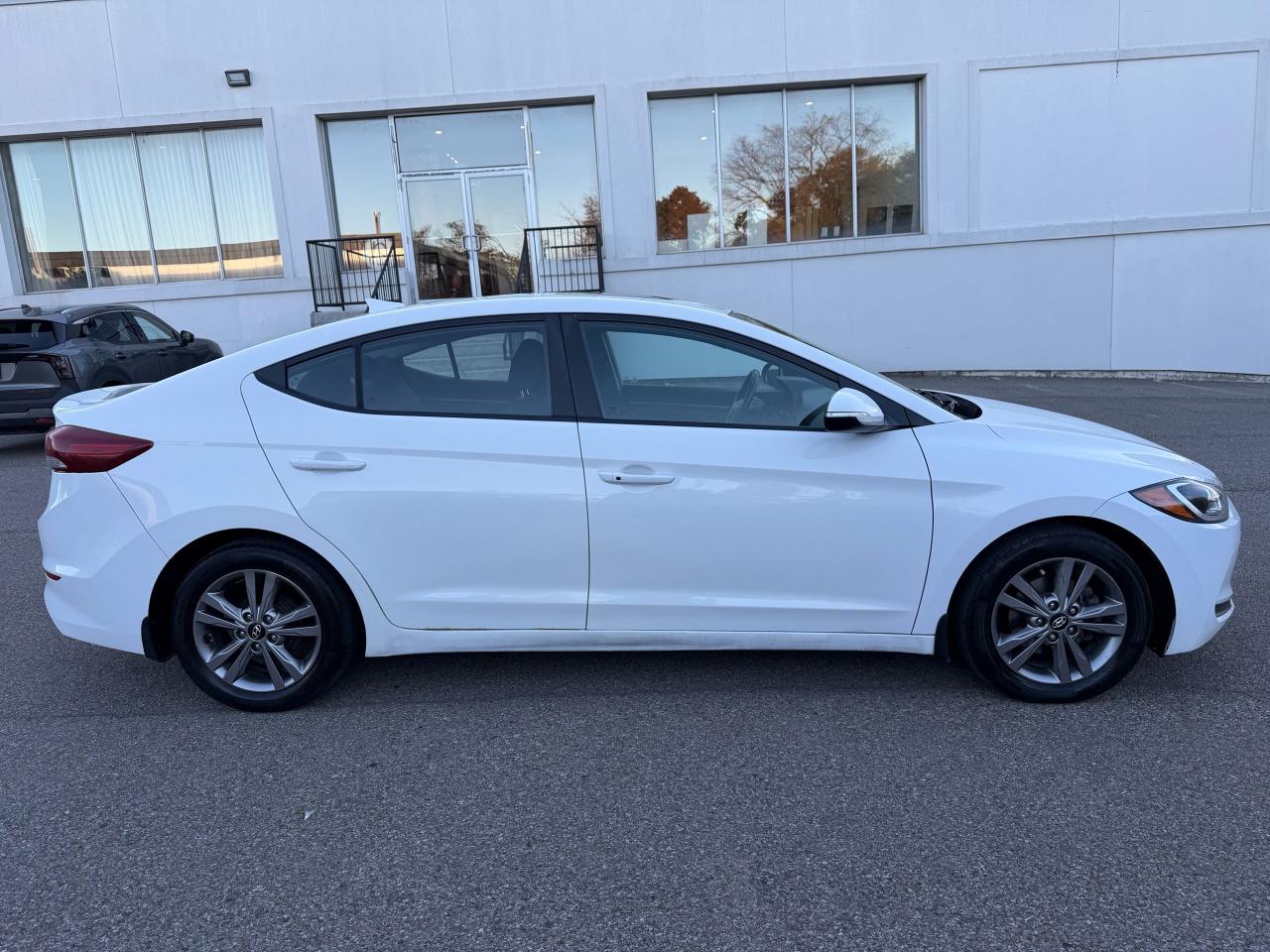 2018 Hyundai Elantra GL SE - Photo #4