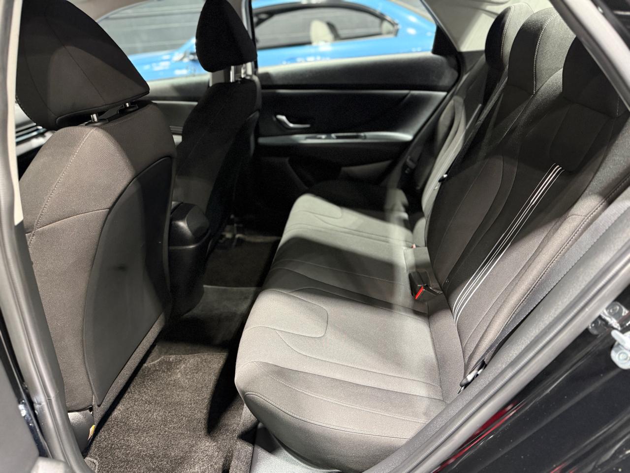 2023 Hyundai Elantra Preferred IVT w/Tech Pkg - Photo #10