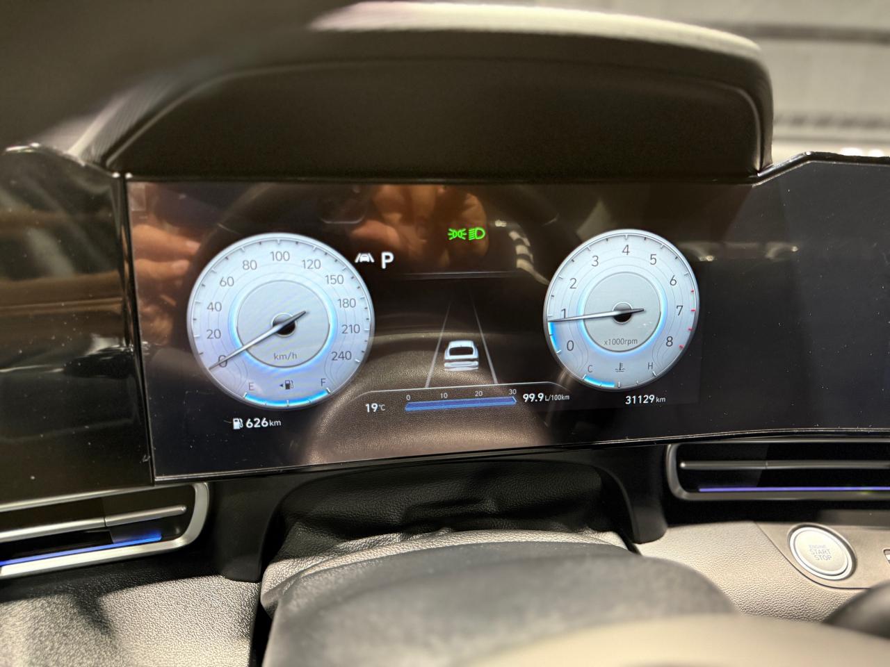 2023 Hyundai Elantra Preferred IVT w/Tech Pkg - Photo #18