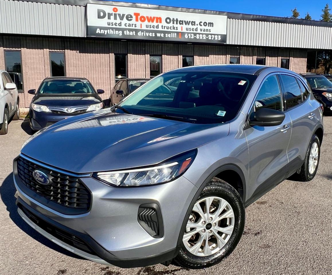 2023 Ford Escape Active AWD - Photo #1